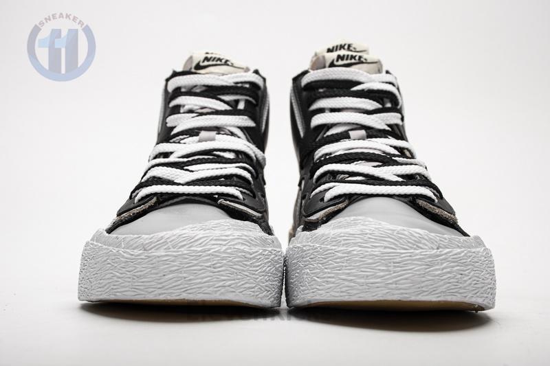 BV0072-002 Sacai x Nike Blazer Mid Black Grey