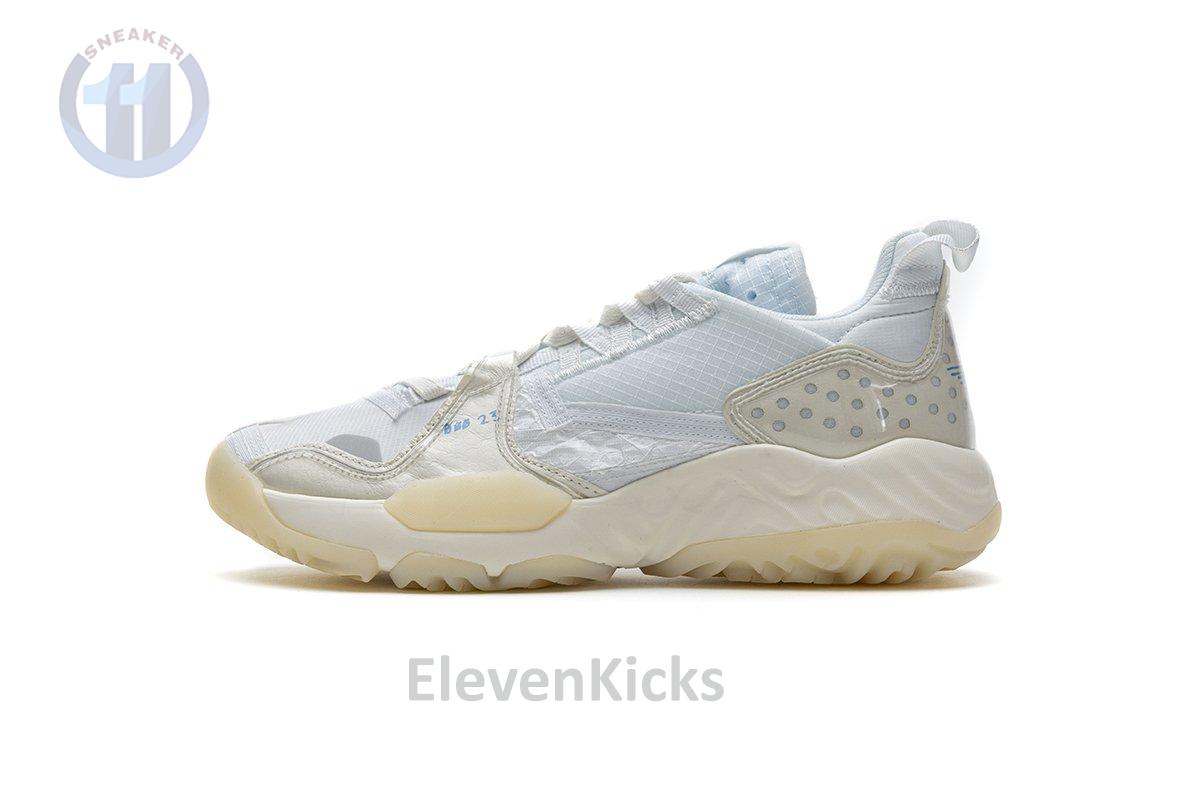 CW0782-141 Jordan Delta SP Sail