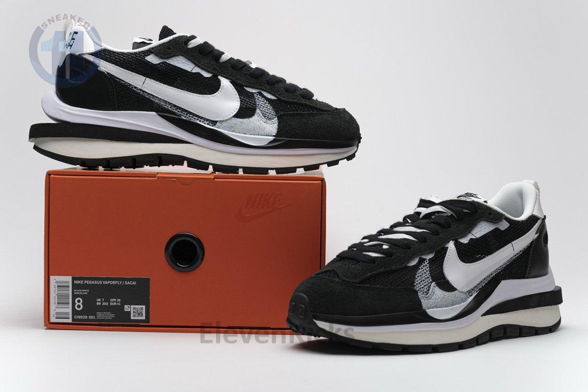 CI9928-001 Sacai x Nike Pegasua Vaporfly Black White