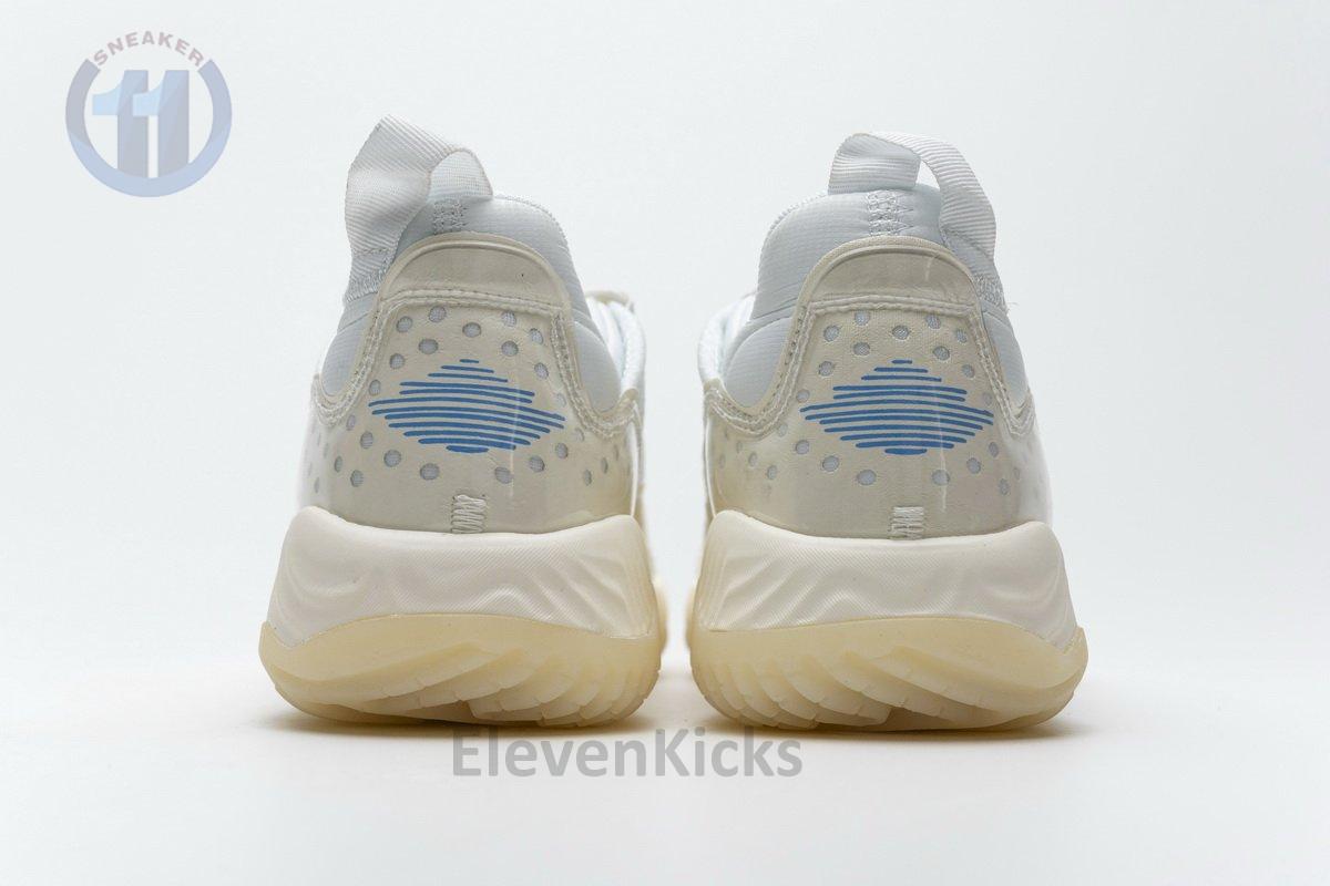 CW0782-141 Jordan Delta SP Sail
