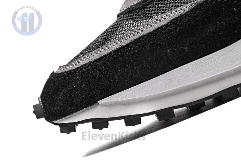 Sacai x Nike LDWaffle BlackWhite BV0073-001