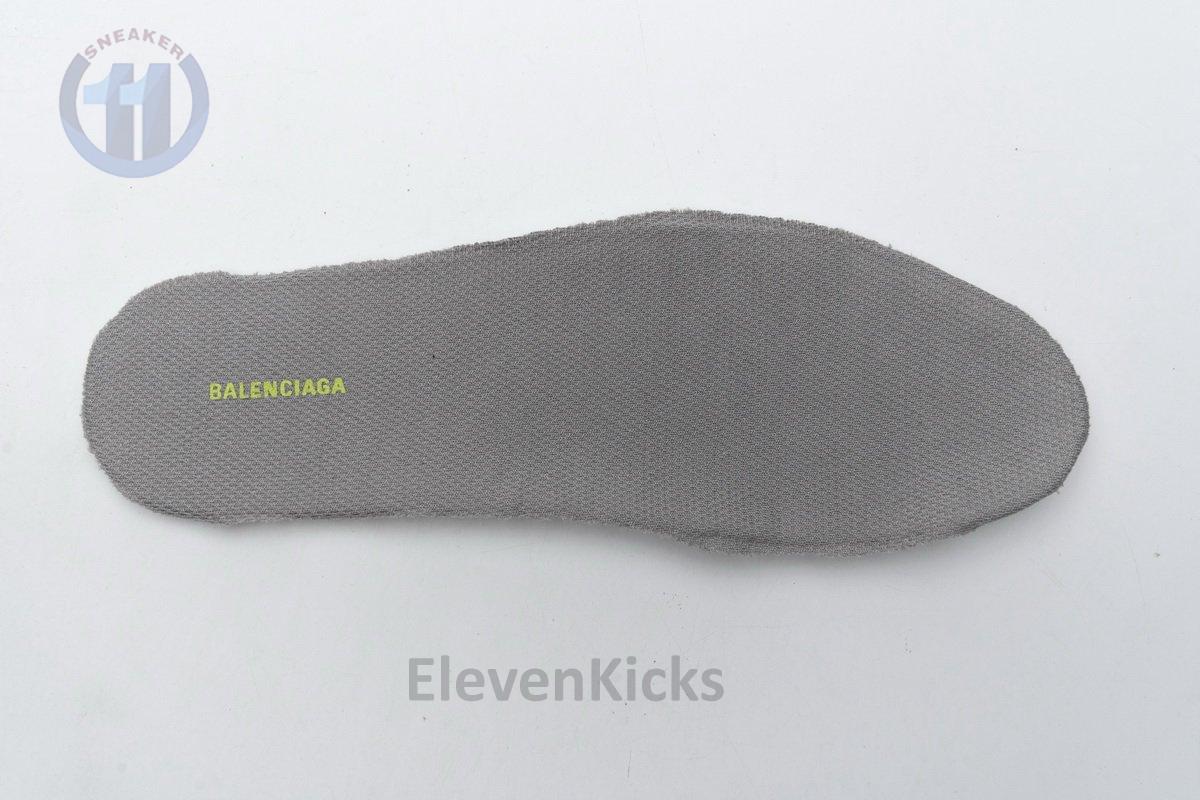 568614 W2GN7 1007 Blenciaga Track 2 Sneaker Purple