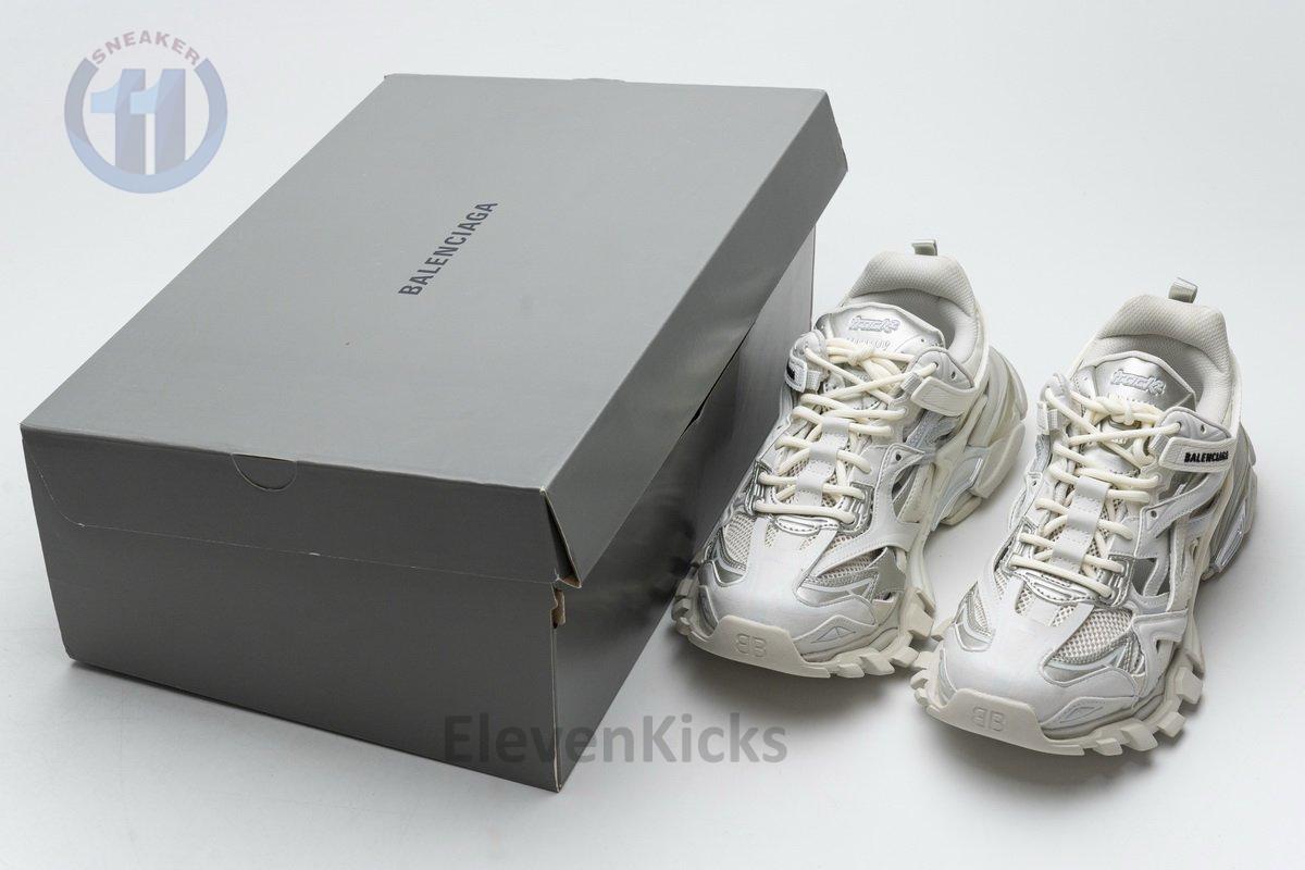 570391 W2GN2 9000 Blenciaga Track 2 Sneaker White
