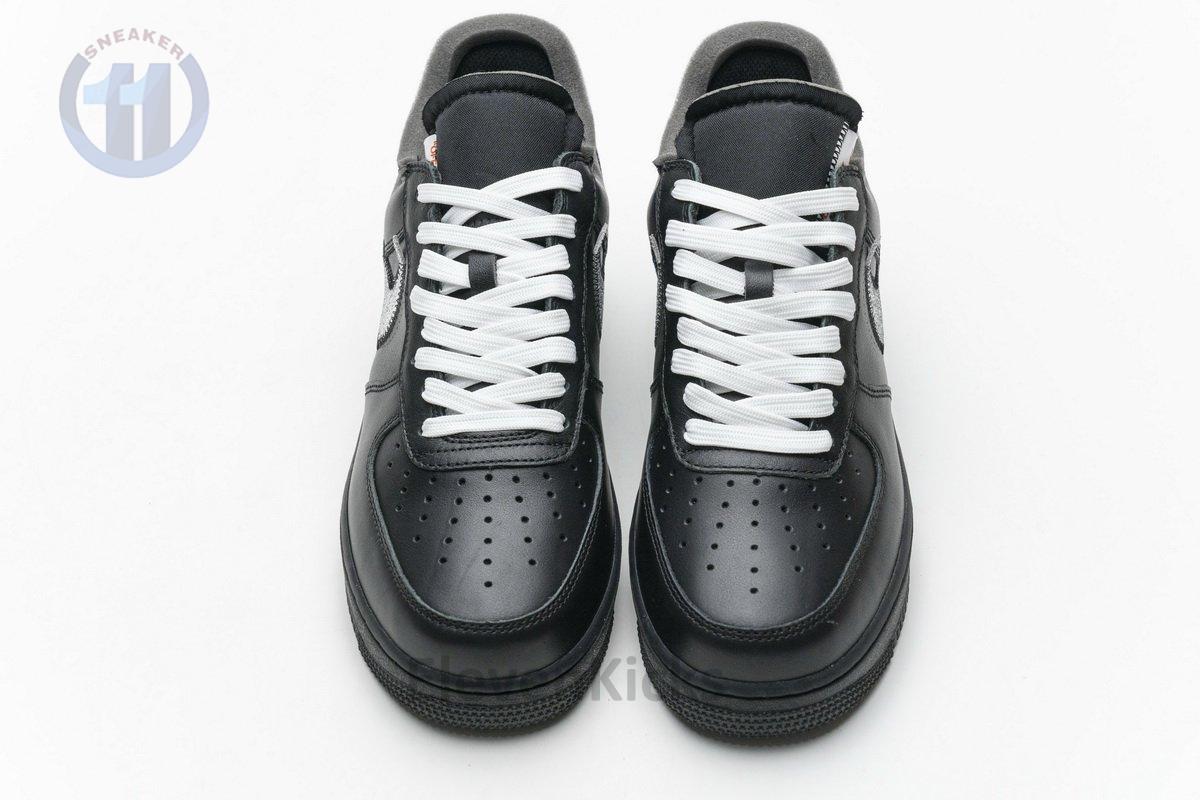 AV5210-001 OFF White X Air Force 1 ’07 Low MOMA