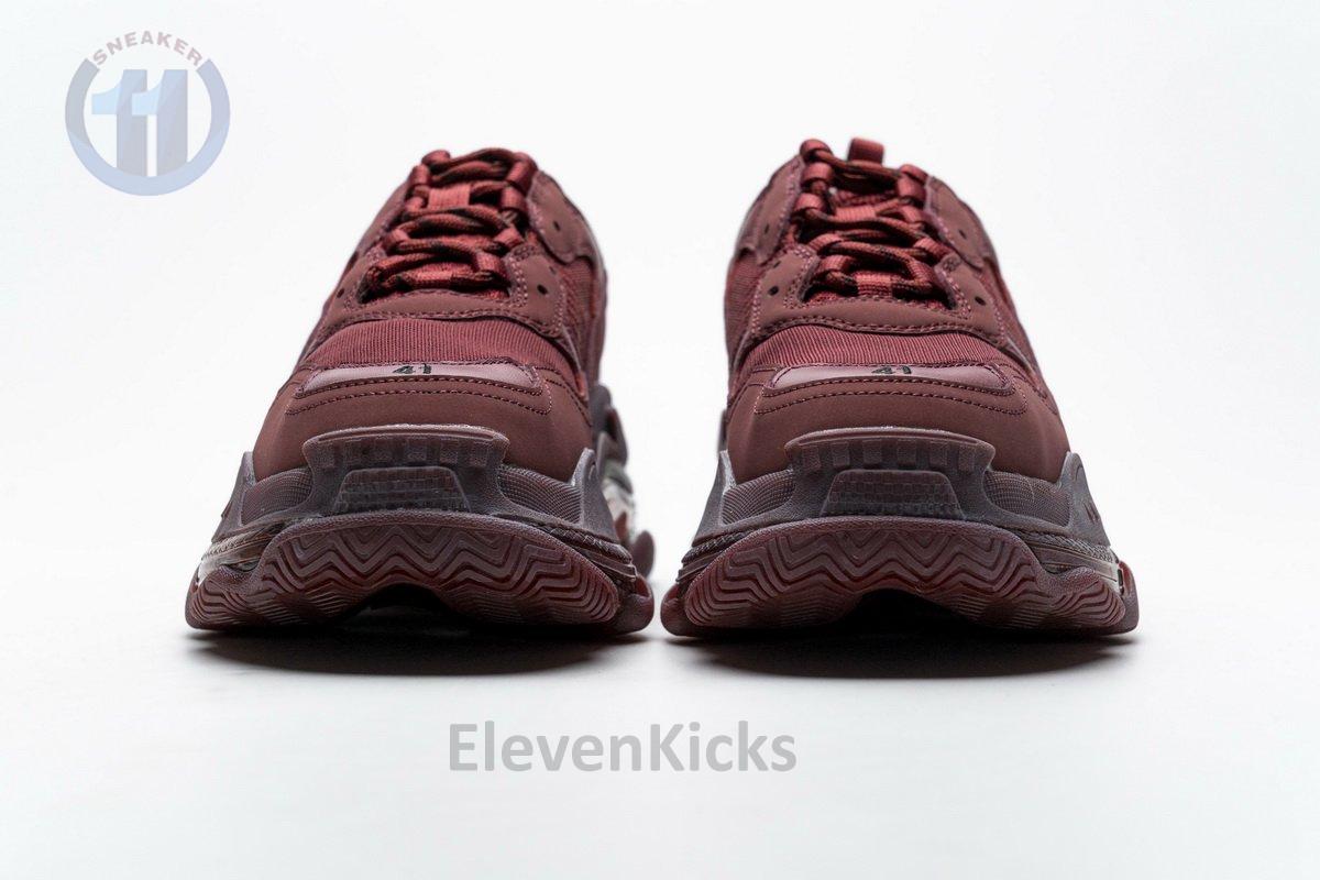 541624 w09e1 1628 Ba*len*cia*ga triple s red wine