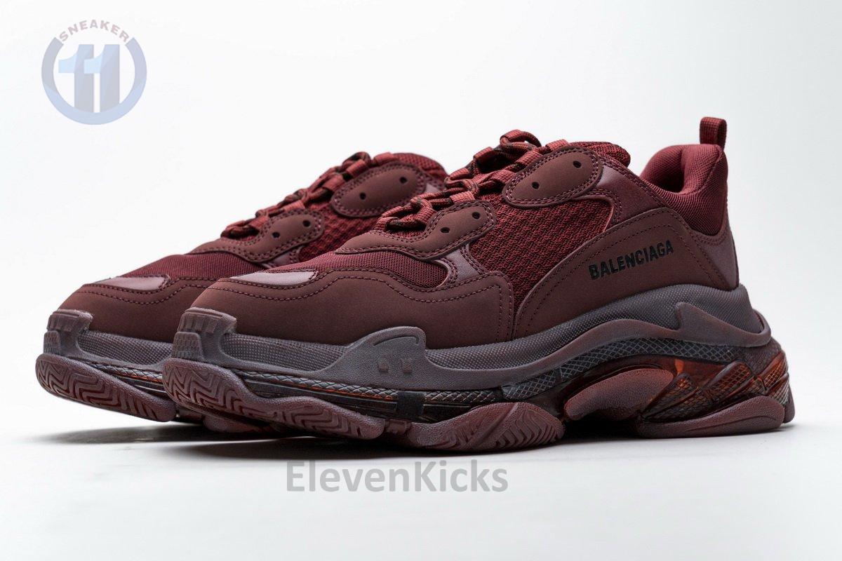 541624 w09e1 1628 Ba*len*cia*ga triple s red wine