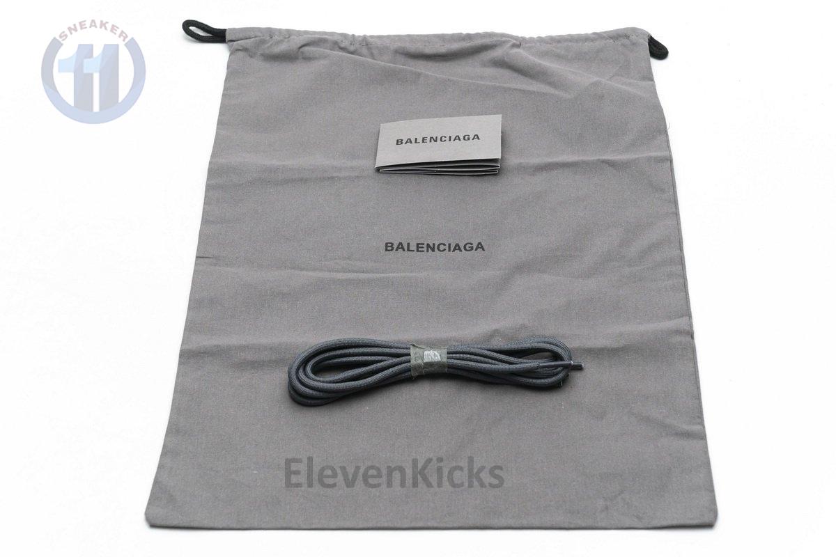 568615 W2GN3 1285 Blenciaga Track 2 Sneaker Charcoal