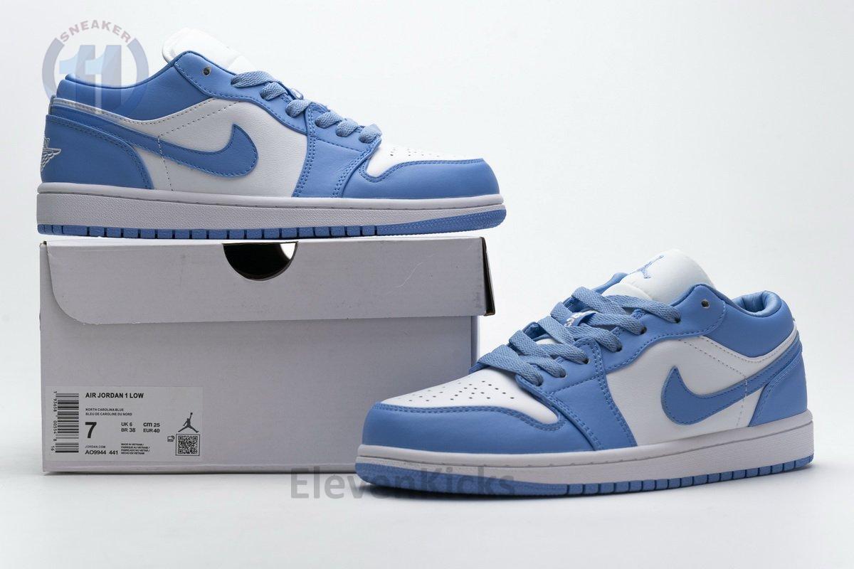 AO9944-441 Air Jordan 1 Low UNC