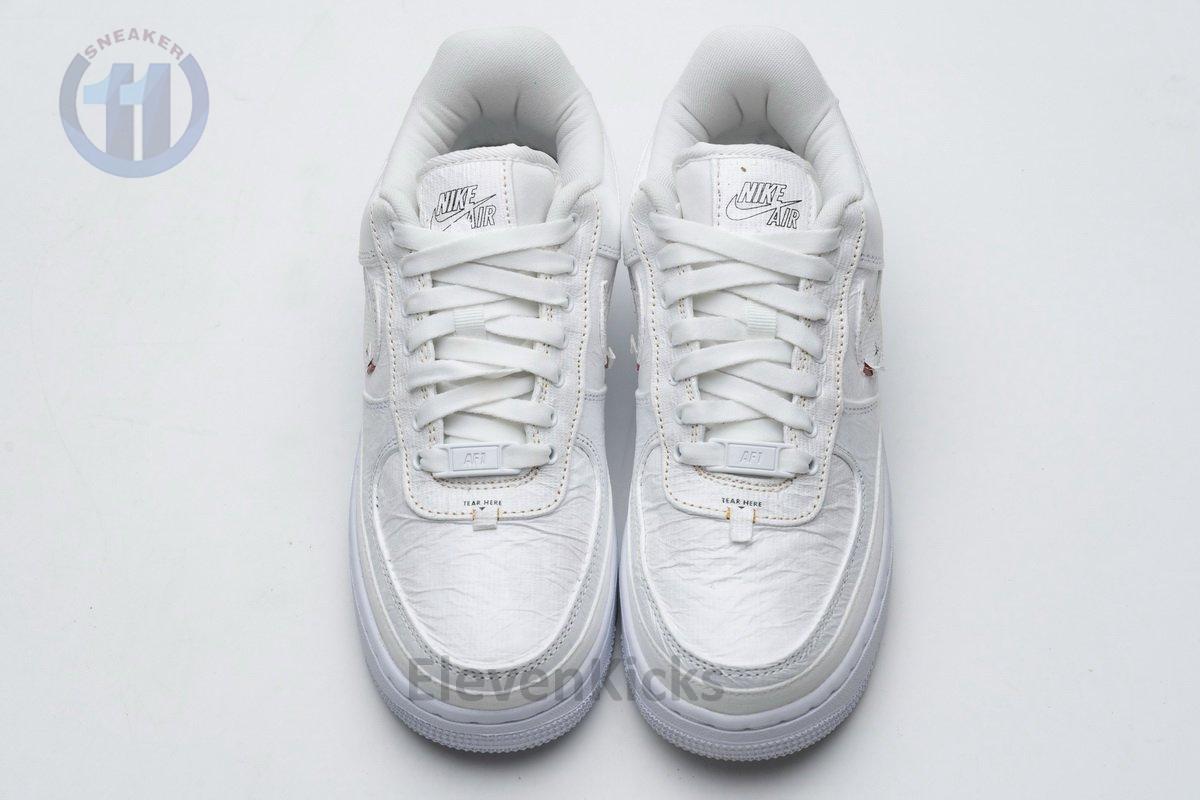CJ1650-101 Nike Air Force 1 ’07 LX WMNS Tear Away