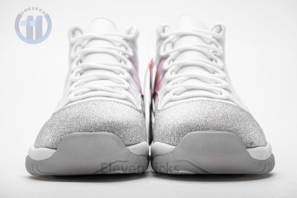 AR0715-100 WMNS Air Jordan 11 Retro White Metallic Silver
