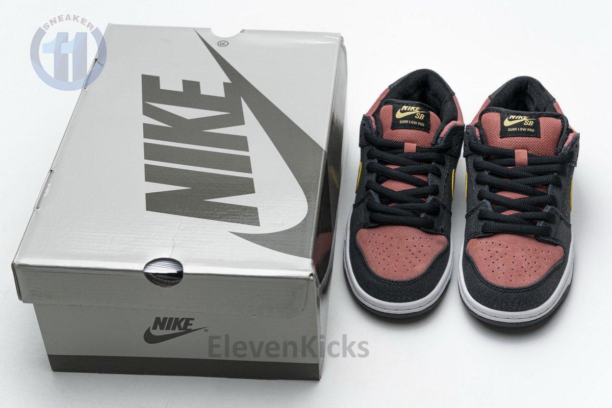 504750-076 Nike Dunk Low Premium SB QS“Walk Of Fame”