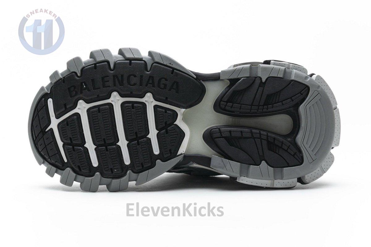 568615 W2GN3 1285 Blenciaga Track 2 Sneaker Charcoal