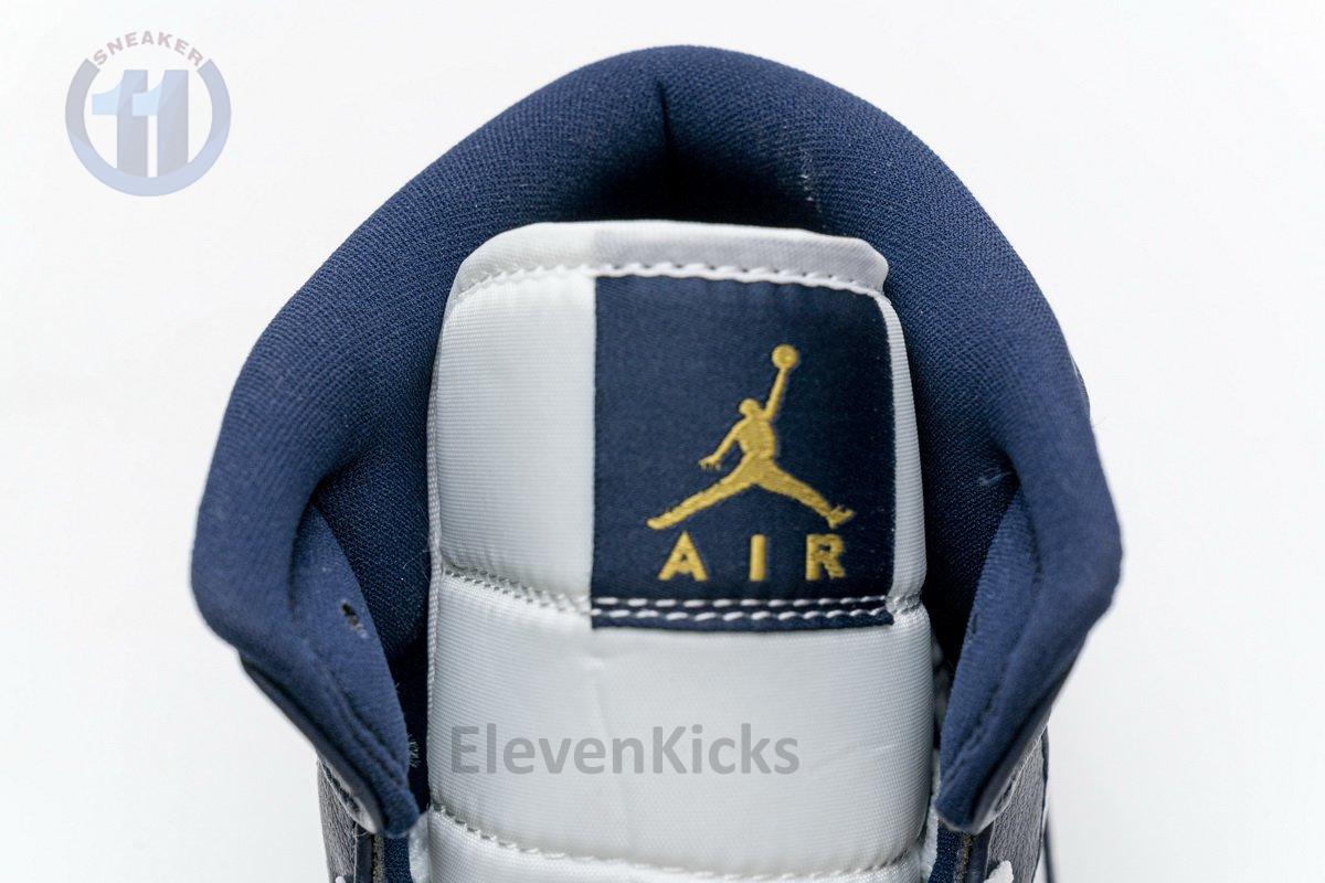 554724-174 Air Jordan 1 Mid Obsidian