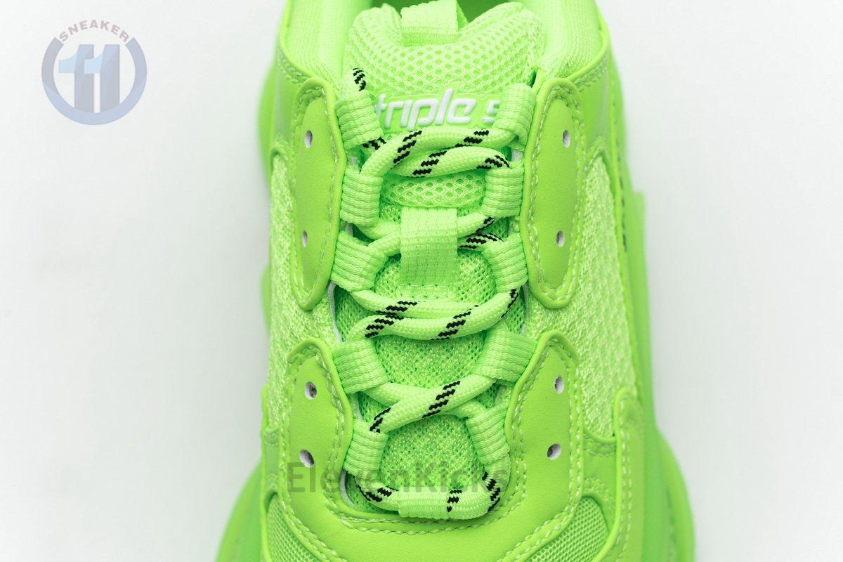 544351 w09o1 3802 Ba*len*cia*ga triple s fluorescent green