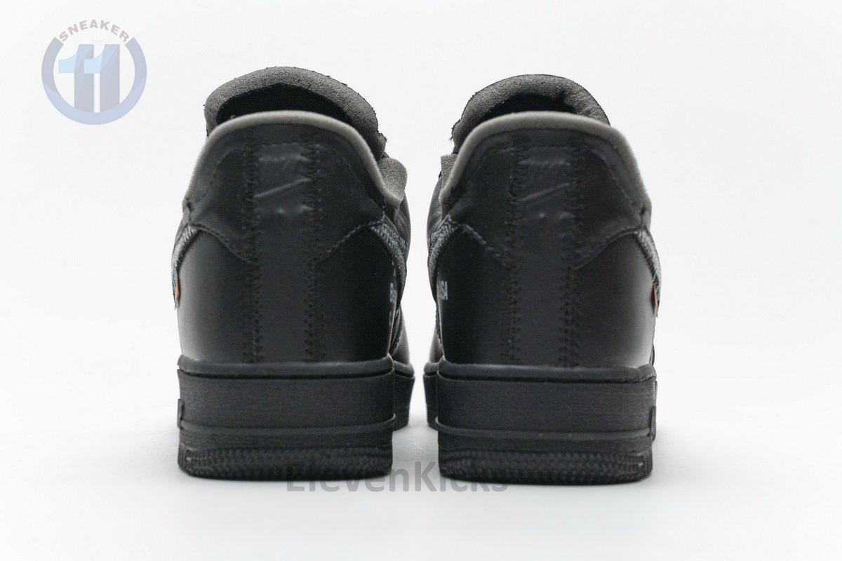 AV5210-001 OFF White X Air Force 1 ’07 Low MOMA