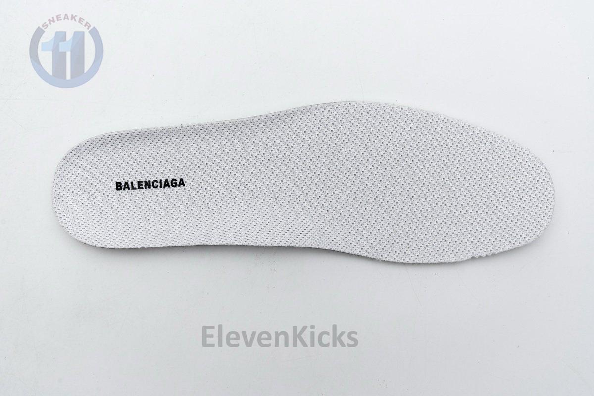 544351 w09e1 4552 Ba*len*cia*ga triple s white red