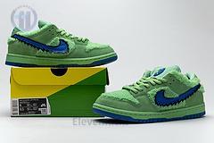 CJ5378-300 Grateful Dead x Nike SB Dunk Low Pro QS“ Green Bear”