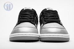 Nike SB Dunk Low OG Metallic Silver CK3480-001