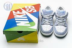 DC9936-100 Sean Cliver x Nike SB Dunk Low