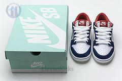 839685-416 Nike SB Dunk Low Ishod Wair BMW