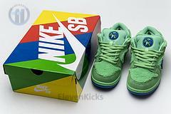 CJ5378-300 Grateful Dead x Nike SB Dunk Low Pro QS“ Green Bear”