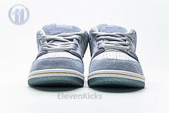 DC9936-100 Sean Cliver x Nike SB Dunk Low
