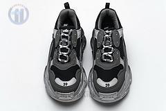 483546 w06f1 0841 Ba*len*cia*ga triple s black grey silver