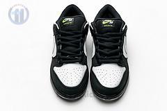 BV1310-013 Staple x Nike SB Dunk Low “Panda Pigeon”