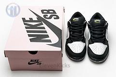 BV1310-013 Staple x Nike SB Dunk Low “Panda Pigeon”