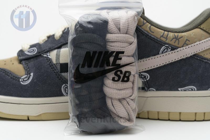 350 Travis Scott x Nike SB Dunk Low
