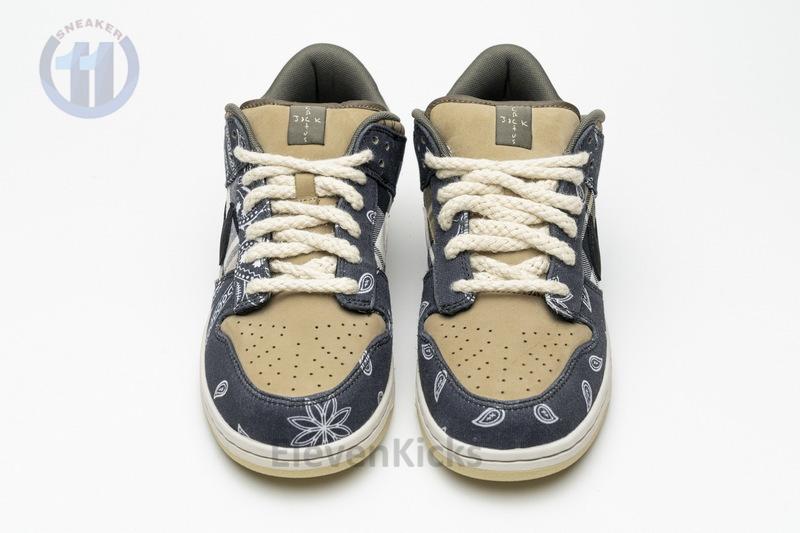 350 Travis Scott x Nike SB Dunk Low