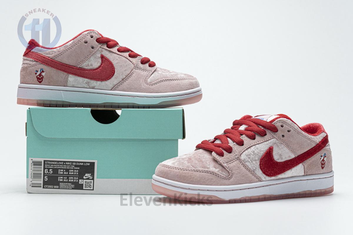 CT2552-800 Strange Love x Nike SB Dunk Low Pro