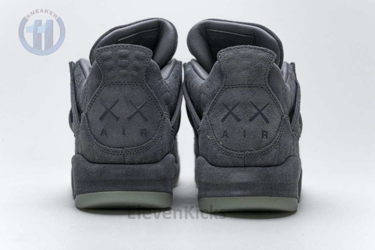 Air Jordan 4 Retro KAWS