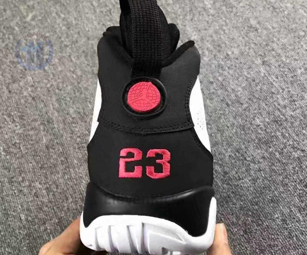 Air Jordan 9 OG “Space Jam” 302370-112