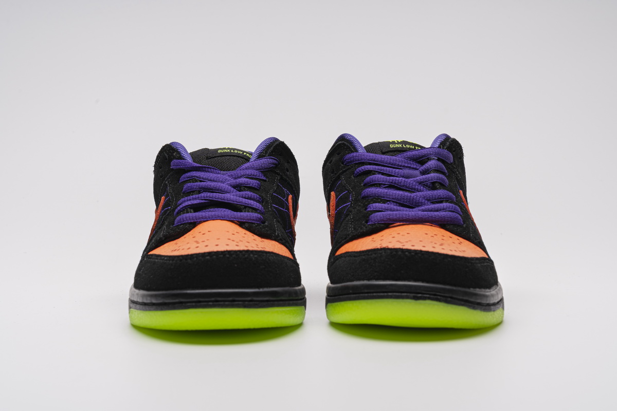 BQ6817-006 Nike SB Dunk Low “Night Of Mischief”