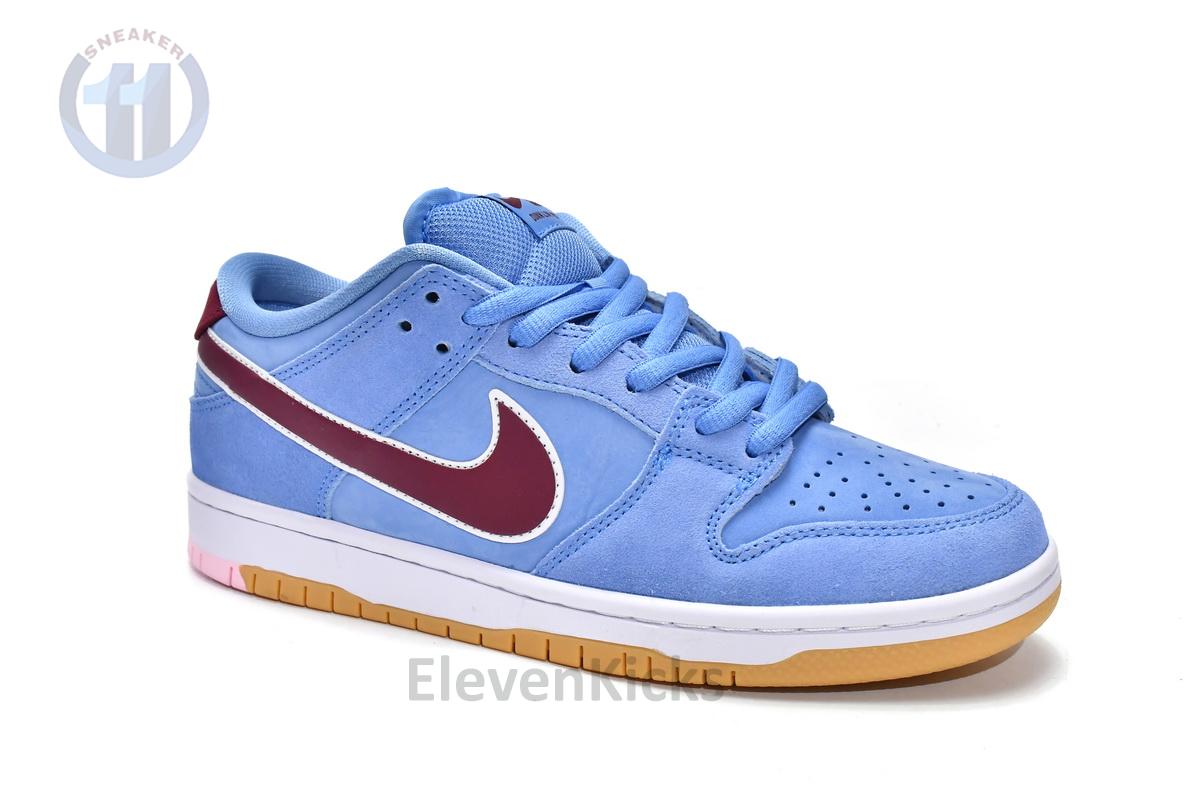 Nike SB Dunk Low Philadelphia Phillies