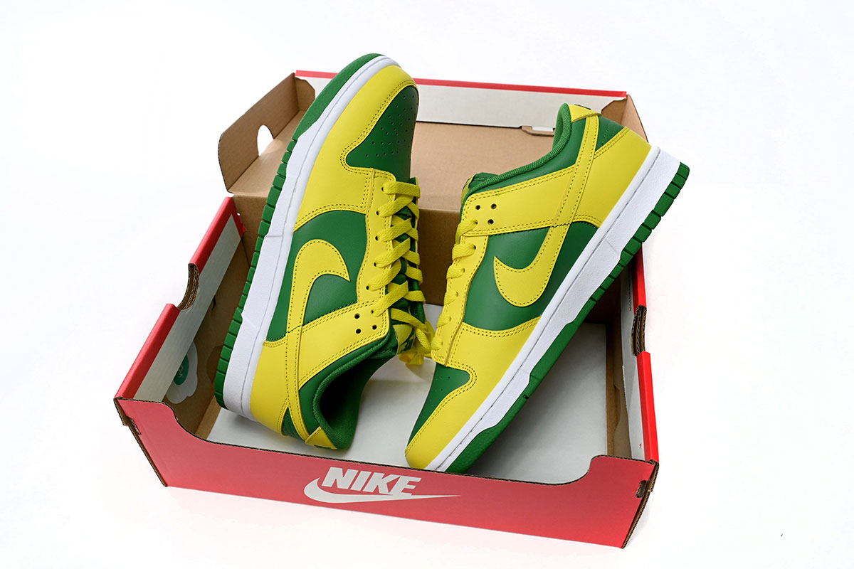 Nike Dunk Low Reverse Brazil