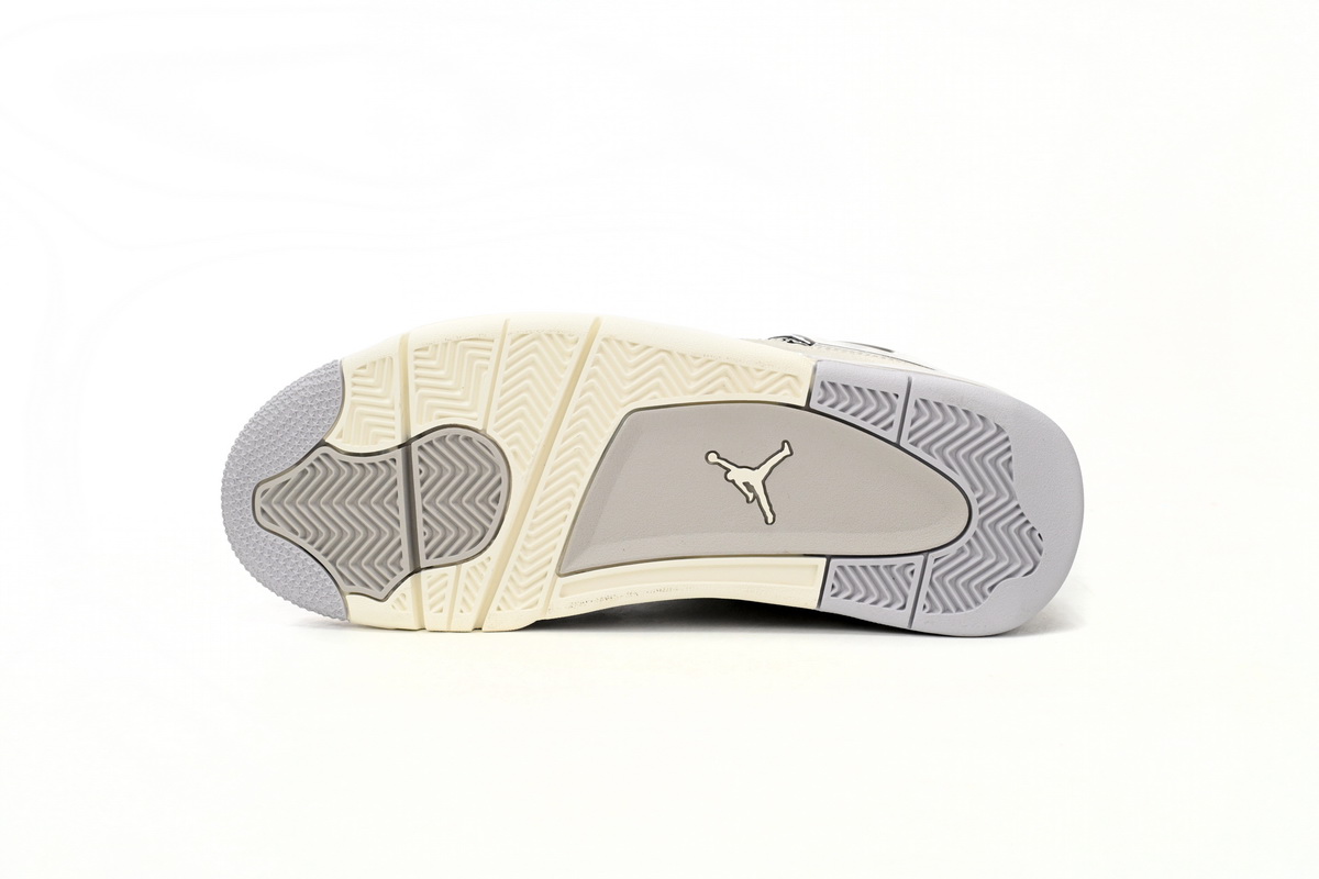 Air Jordan 4 WMNS “Frozen Moments”