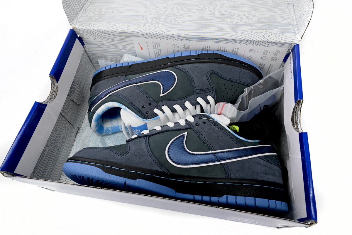 Nike SB Dunk Low Blue Lobster