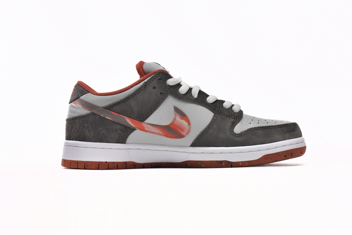Crushed D.C x Nike SB Dunk Low Pro