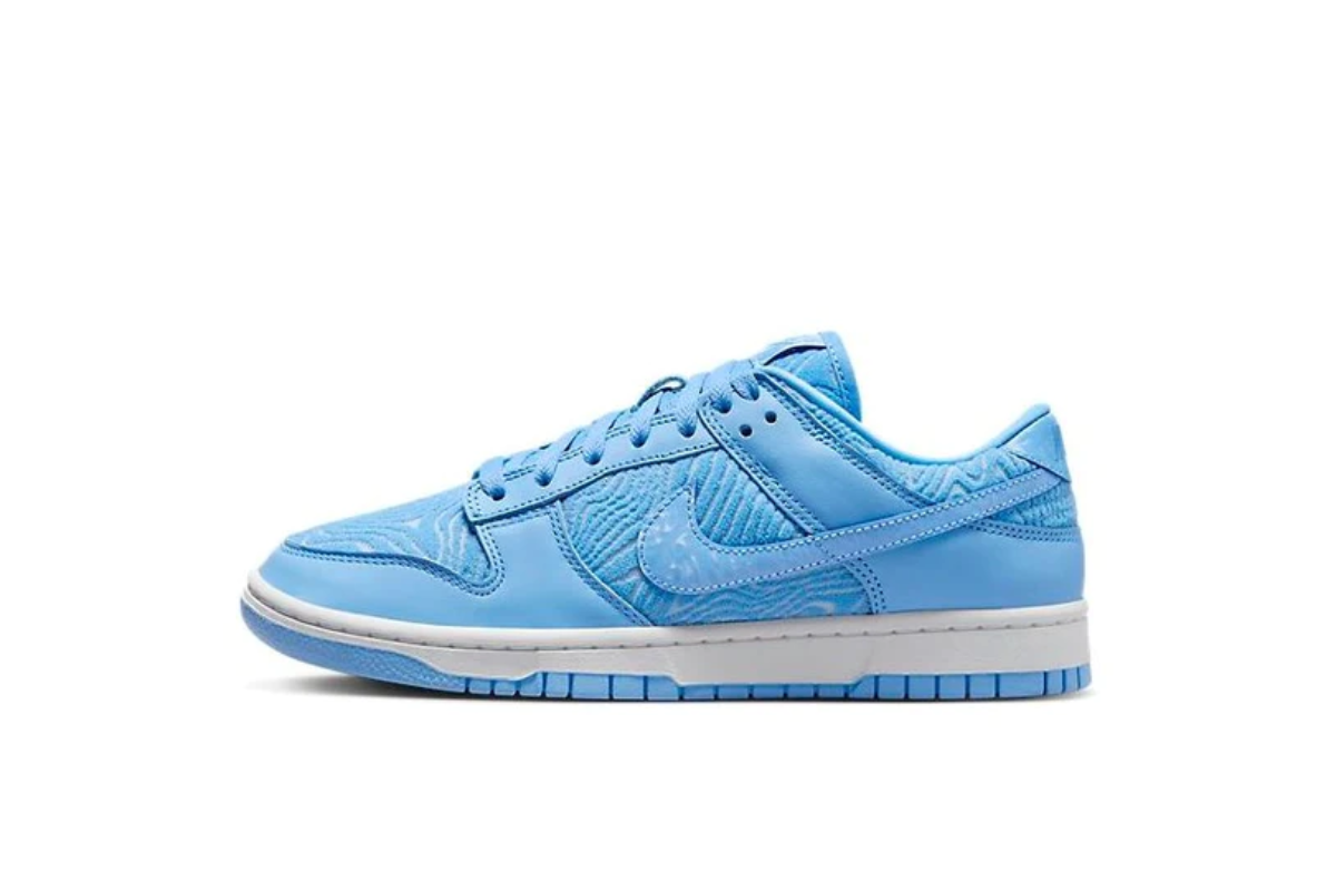 Nike Dunk Low ‘Topography University Blue’