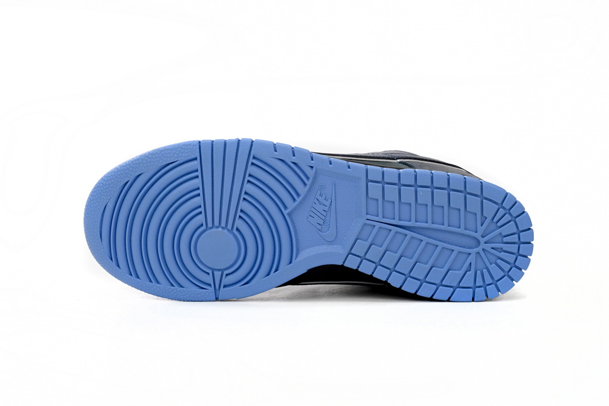 Nike SB Dunk Low Blue Lobster