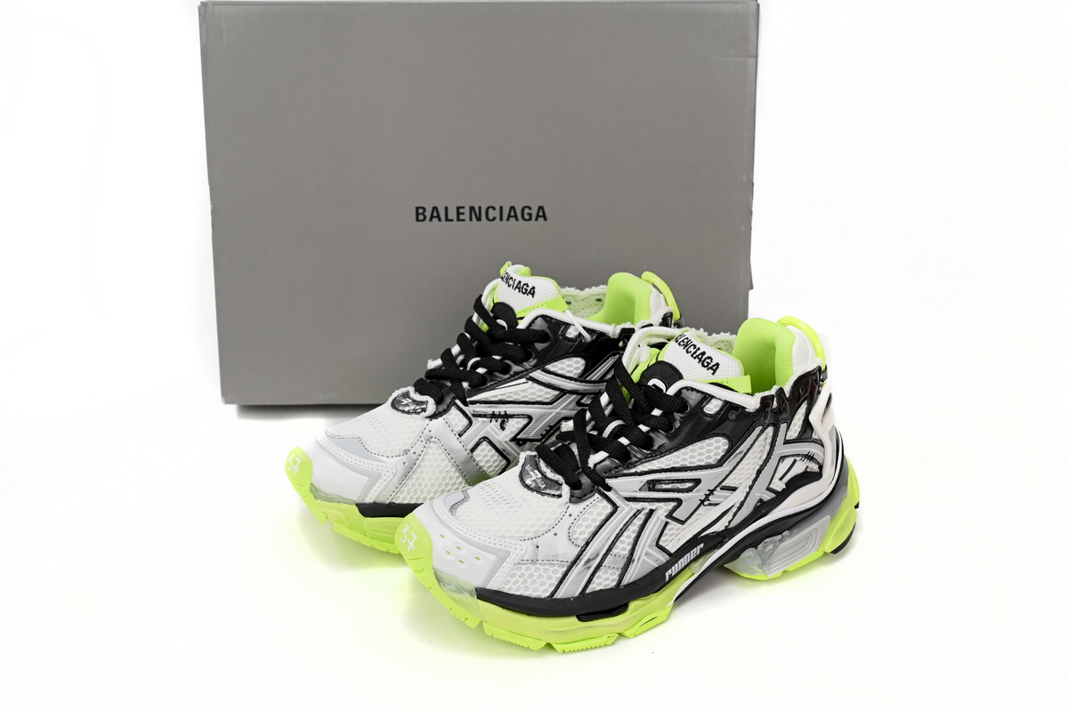 Ba*len*cia*ga runner black, white, and yellow