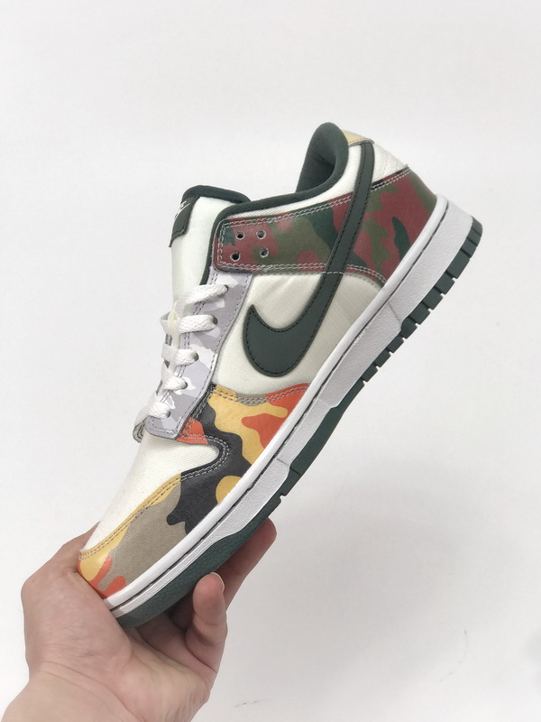 Nike Dunk Low SE Sail Multi-Camo