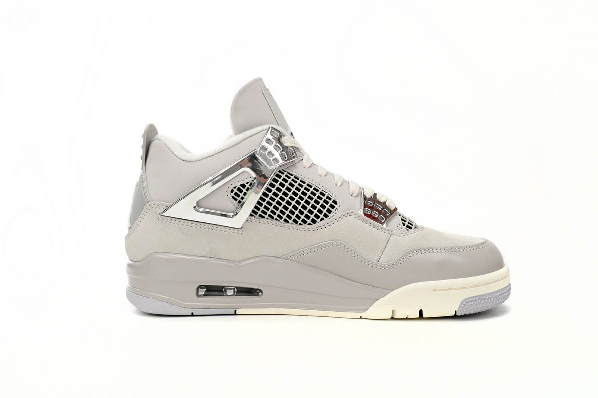 Air Jordan 4 WMNS “Frozen Moments”