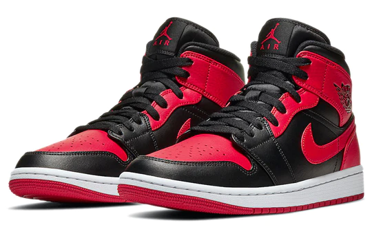 Air Jordan 1 Mid ‘Banned’