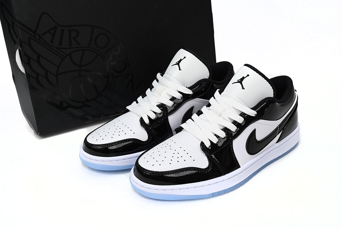 Air Jordan 1 Low “Concord”