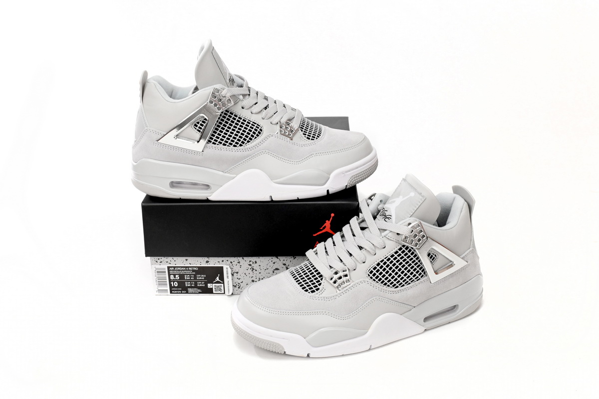 Air Jordan 4 Frozen Moments AQ9129-001