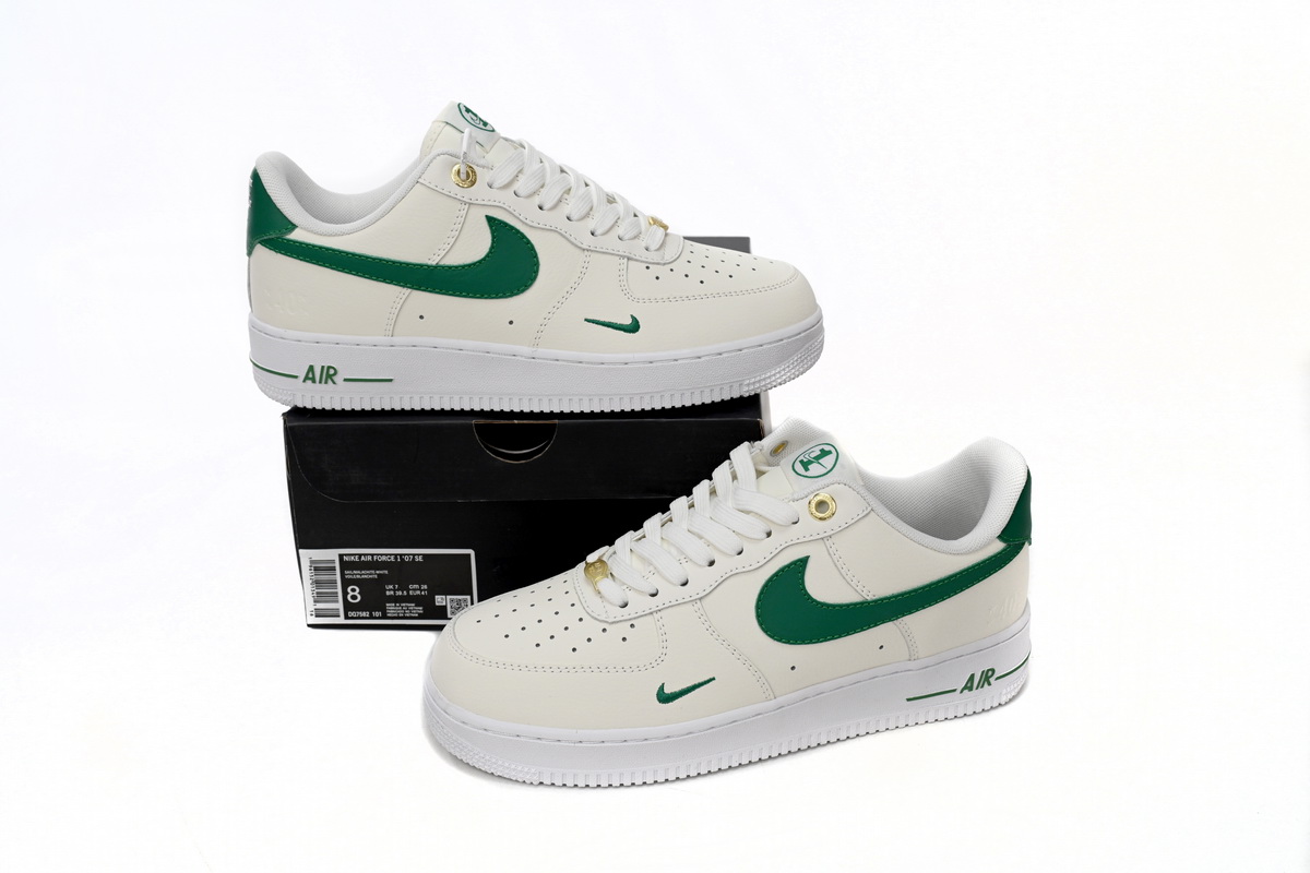 DQ7582-101 Nike Air Force 1’07 Low Beige Gree