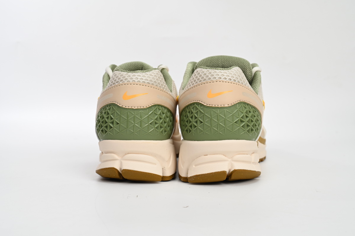 Nike Zoom Vomero 5 Sail Laser Orange Medium Olive FQ6868-181